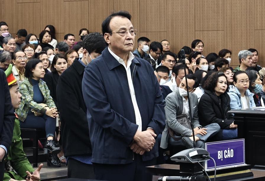 Hồ sơ điều tra - Tuyên án vụ Tân Hoàng Minh: Đỗ Anh Dũng lĩnh án 8 năm tù