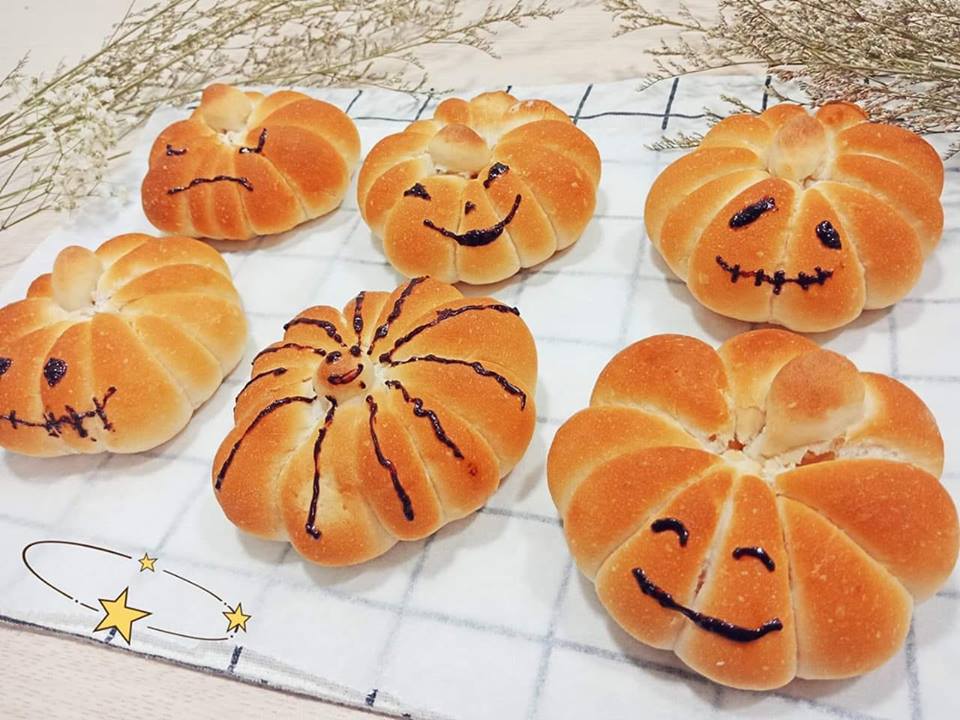 Gia đình - Lễ hội Halloween 2018: Xem 'thợ' bếp 'hóa trang' cho bánh