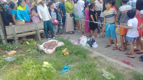 An ninh - Hình sự - Vụ thi thể trẻ sơ sinh bị nhét giấy vào miệng: Nghi bị sát hại