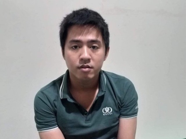 An ninh - H&igrave;nh sự - An ninh h&igrave;nh sự 24h: Vượt bi&ecirc;n b&aacute;n b&agrave;o thai v&igrave; ngh&egrave;o, bất ngờ với hung kh&iacute; t&ecirc;n cướp cửa h&agrave;ng Viettel sử dụng (H&igrave;nh 3).