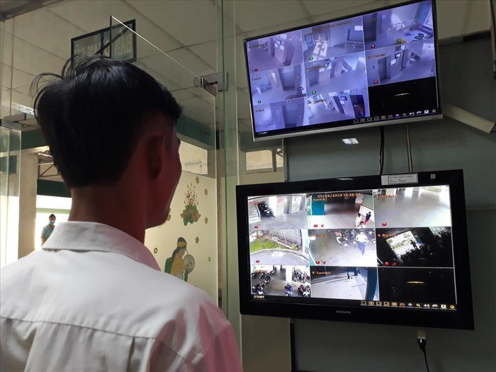 An ninh - Hình sự - Đề nghị khởi tố nguyên Viện phó VKSND sàm sỡ bé gái: Bất lợi vì chất lượng clip thấp?