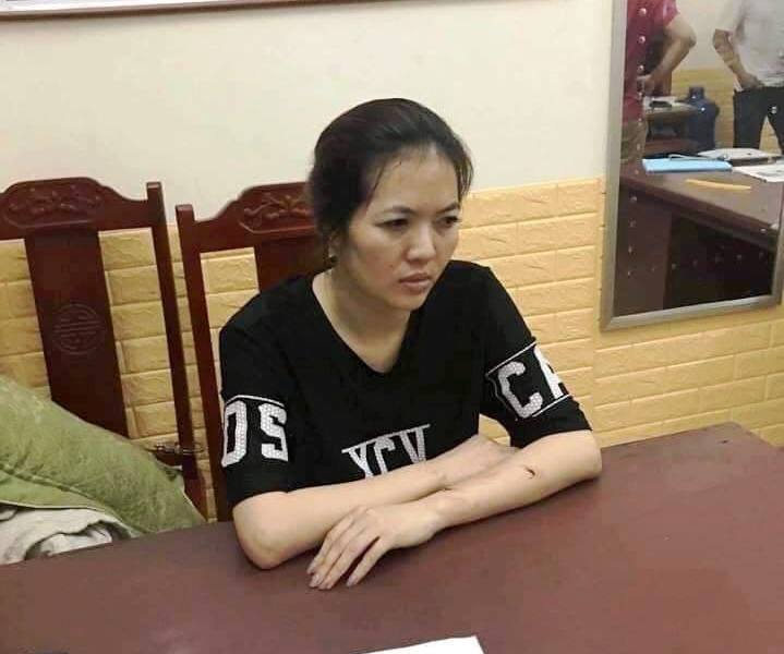 An ninh - H&igrave;nh sự - An ninh h&igrave;nh sự 24h: Diễn biến mới vụ tạt sơn, mắm t&ocirc;m v&agrave;o qu&aacute;n Phở H&ograve;a Pasteur;&nbsp;Nữ gi&aacute;m đốc xinh đẹp đoạt mạng c&aacute;n bộ t&ograve;a &aacute;n do m&acirc;u thuẫn t&igrave;nh &aacute;i (H&igrave;nh 3).