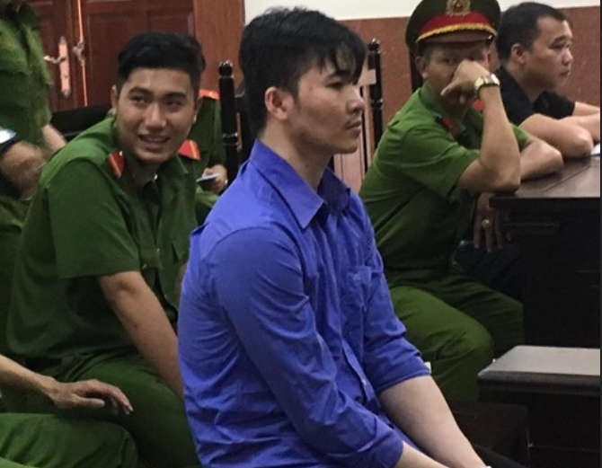 An ninh - H&igrave;nh sự - An ninh h&igrave;nh sự 24h:&nbsp;Tr&ugrave;m bảo k&ecirc; Hưng 'k&iacute;nh' tử vong;&nbsp;Quang 'rambo' đ&aacute;nh h&agrave;ng x&oacute;m v&igrave; bị nhắc nhở việc đốt v&agrave;ng m&atilde;