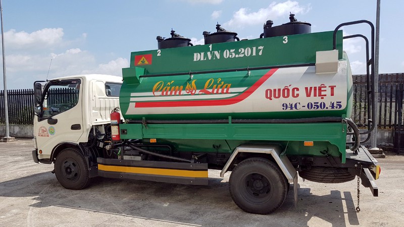 An ninh - Hình sự - Tạm giữ 6.000 lít xăng không hóa đơn chứng từ ở Hậu Giang