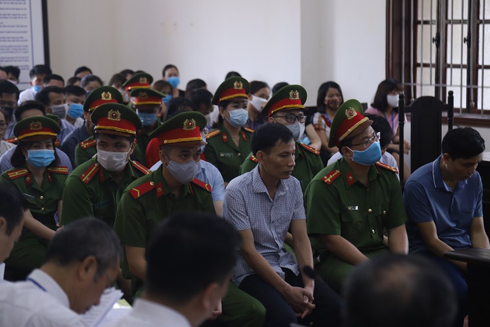 An ninh - Hình sự - Tin an ninh hình sự 24h ngày 15/5: Cách thức nâng điểm của “liên minh ma quỷ” trong vụ gian lận thi cử Hòa Bình; Khởi tố tên trộm bị nữ gia chủ cắn đứt lưỡi (Hình 3).