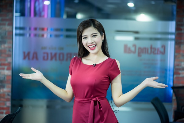 Giải trí - Hoa hậu Phan Hoàng Thu: Tôi trân trọng nghề MC (Hình 16).