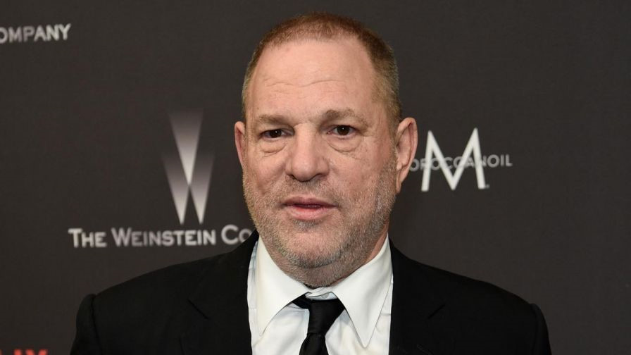 Giải trí - Vì sao sau 9 năm Vũ Thu Phương mới chia sẻ việc từng bị Harvey Weinstein 'gạ tình'? (Hình 2).