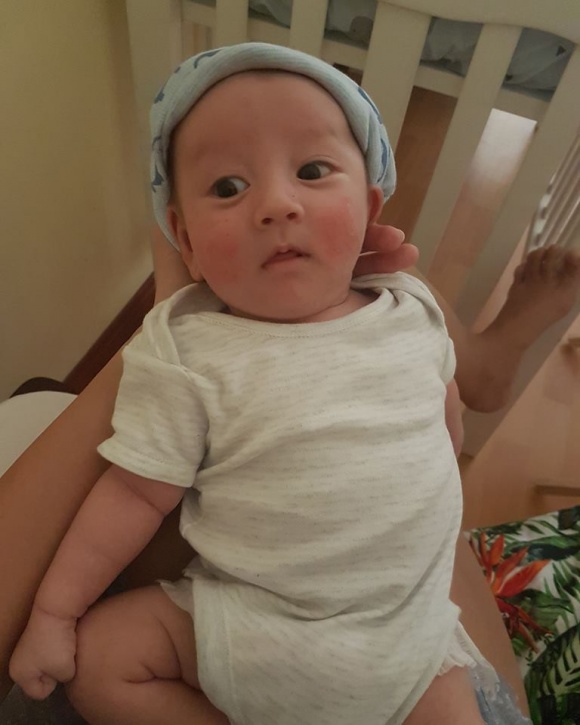 Ngôi sao - Người mẫu Trang Khiếu bất ngờ khoe ảnh cận mặt con trai kháu khỉnh, đáng yêu