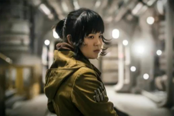 Ngô Thanh Vân tự hào khi nhìn thấy 'em gái' Kelly Marie Tran ở Oscar 2018 (Hình 5).