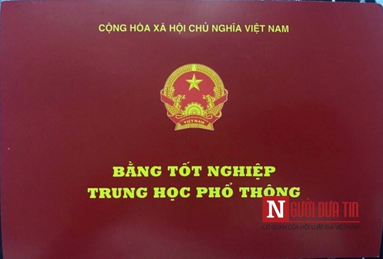 Cận cảnh bằng tốt nghiệp THPT của tân HH Biển Việt Nam toàn cầu 2018 (Hình 2).