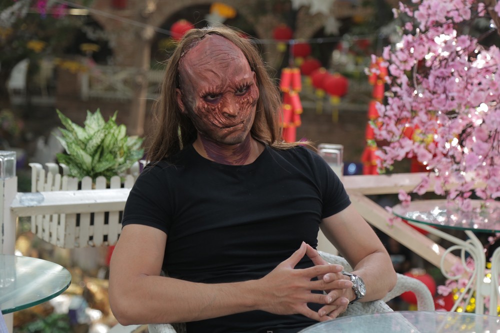 MC xinh đẹp muốn t&igrave;m người y&ecirc;u 'c&oacute; bằng Đại học' qua hẹn h&ograve; kinh dị (H&igrave;nh 4).