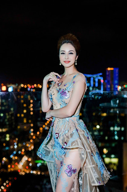 Bằng Kiều, Jennifer Phạm xuất hiện trên thảm đỏ cuộc thi Ms. Vietnam New World 2018