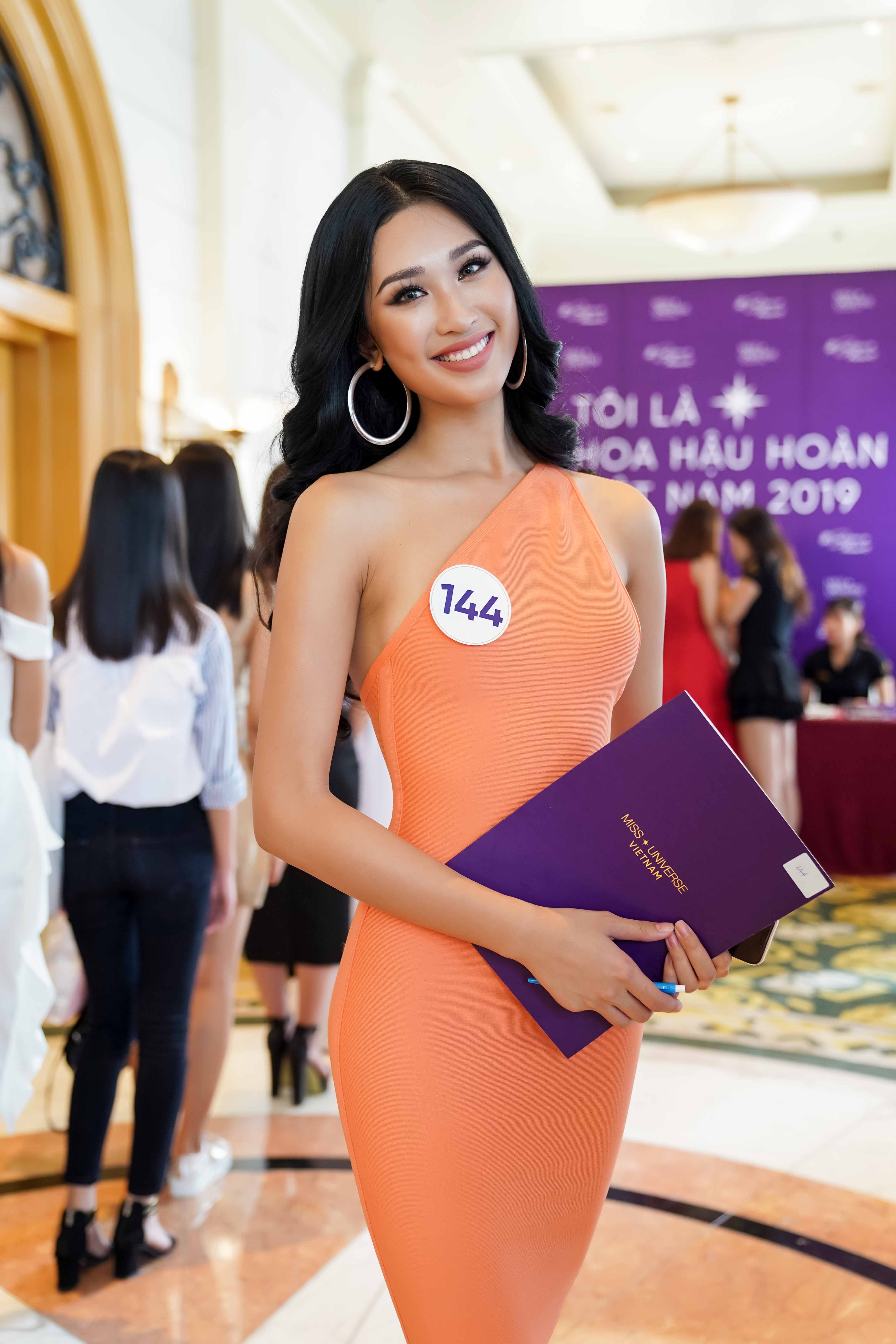 Ngôi sao - Hoa hậu Hoàn vũ 2019: Phạm Anh Thư vui vì được so sánh với Phạm Hương