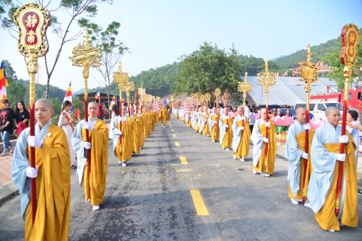 Văn hoá - Nguyên Phó chủ tịch nước Nguyễn Thị Doan cùng hơn 6.000 phật tử dự Đại lễ tưởng niệm 906 năm Ni sư Diệu Nhân viên tịch  (Hình 10).