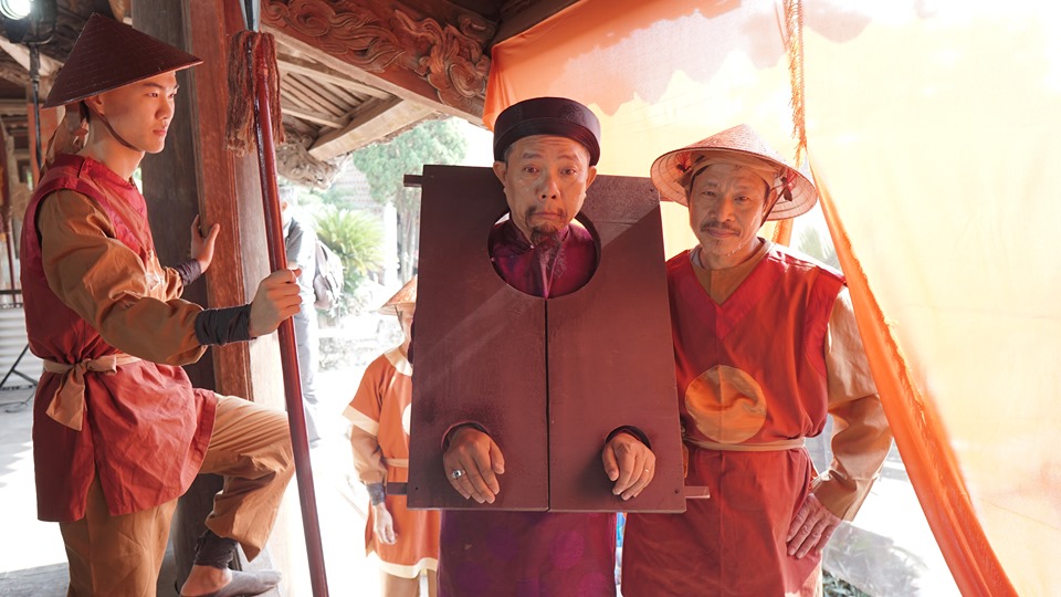 Sự kiện - Đạo diễn phim Giấc mộng quan trường: 'Hài tết của tôi chắc chắn hay hơn... Táo quân' (Hình 2).