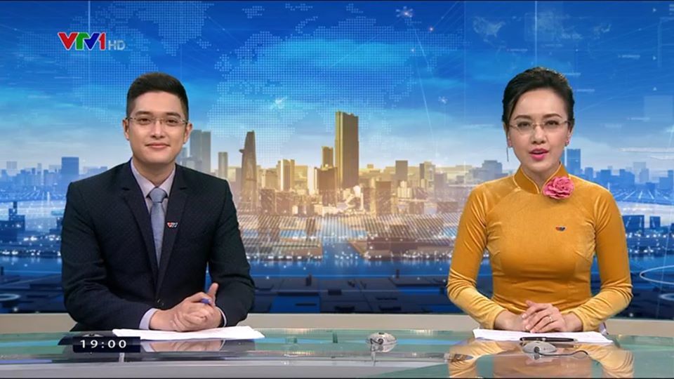 Ngôi sao - Quốc Anh - BTV trẻ nhất bản tin Thời sự của VTV kể chuyện thích đưa mẹ đi ăn ở nhà hàng (Hình 3).