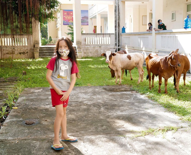 Ngôi sao - Diva Hồng Nhung chia sẻ những ngày đặc biệt của ba mẹ con trong khu cách ly  (Hình 4).