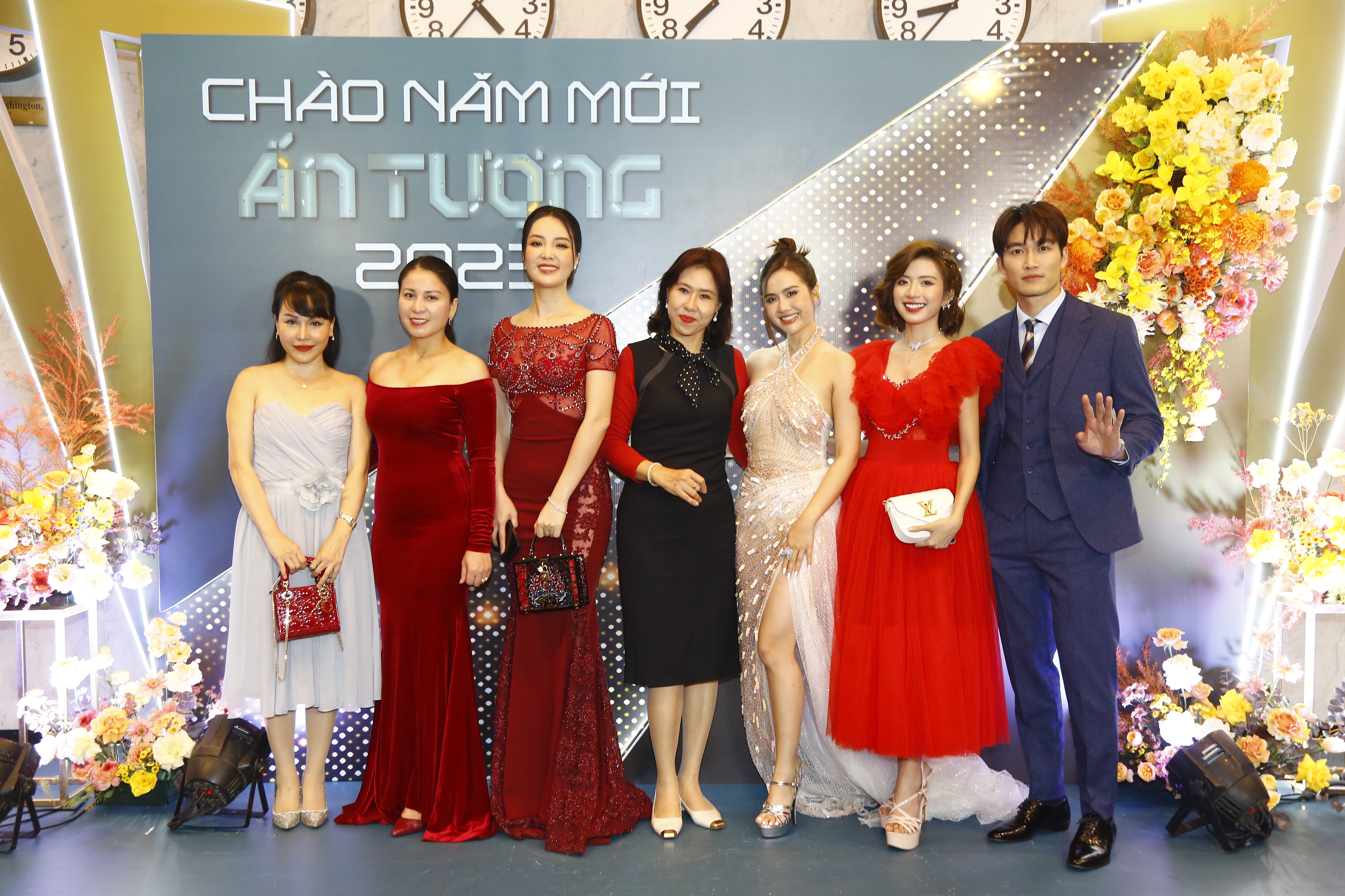 Văn hoá - Huyền Lizzie bật khóc, giành giải diễn viên ấn tượng ở VTV Awards 2022 (Hình 3).