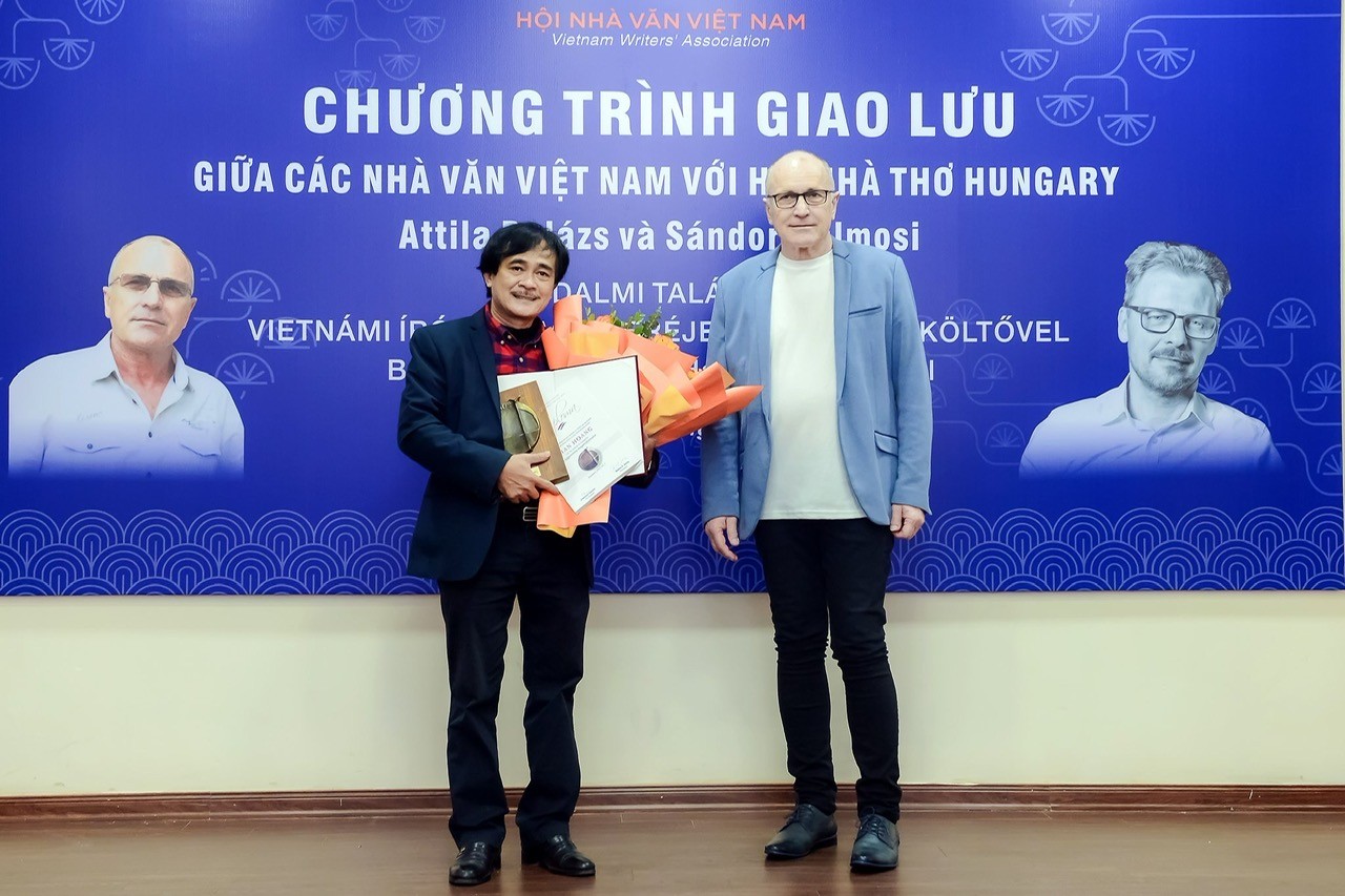 Văn hoá - 'Chất vấn thói quen' của Phan Hoàng nhận giải thưởng Nghệ thuật Danube