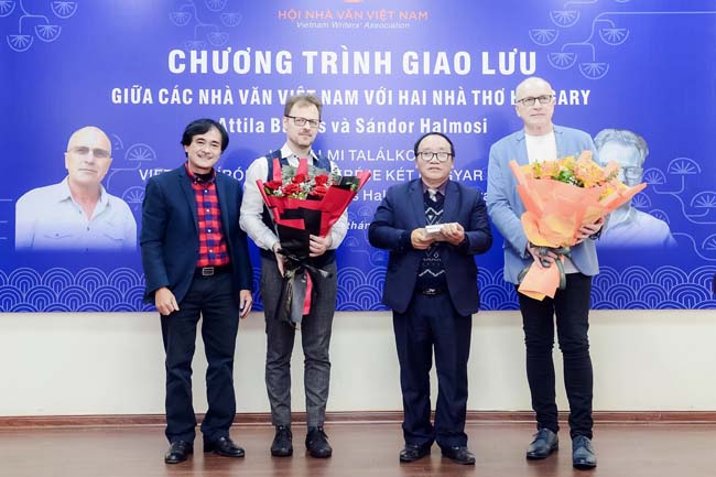 Văn hoá - 'Chất vấn thói quen' của Phan Hoàng nhận giải thưởng Nghệ thuật Danube (Hình 3).