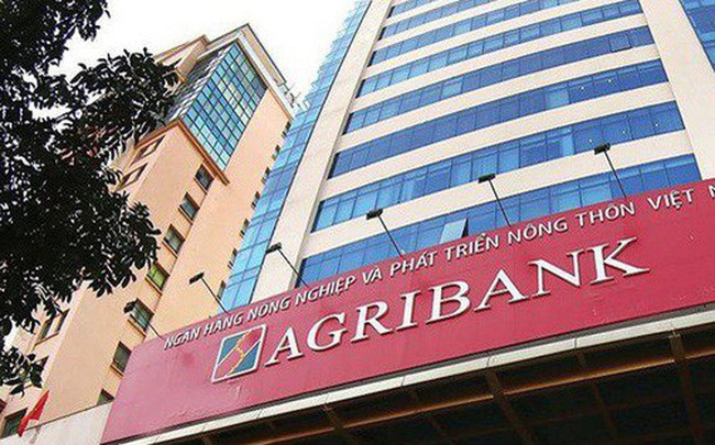 Tin nhanh - Trưởng ban bị đồn ‘ôm’ 200 tỉ bỏ trốn: Agribank lên tiếng, Thanh tra NHNN chi nhánh Nam Định kiểm tra đột xuất