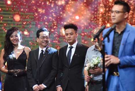 Sự kiện - ĐD 'Người phán xử' chia sẻ niềm vui khi bộ phim đạt giải VTV Awards