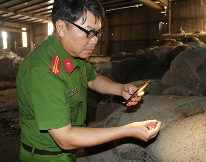 Tin nhanh - Sản xuất rượu “chui”, công ty thức ăn chăn nuôi bị phạt 350 triệu đồng (Hình 2).