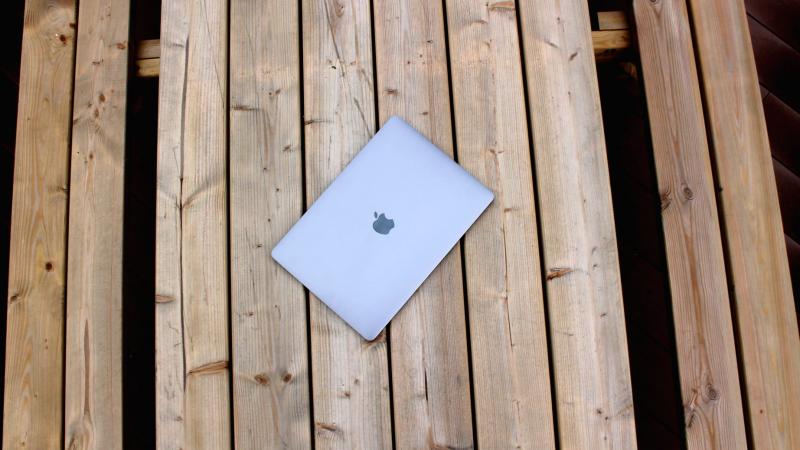 Sản phẩm - MacBook Pro 2018 vừa ra mắt đã dính lỗi quá tải nhiệt gây giảm hiệu năng nghiêm trọng