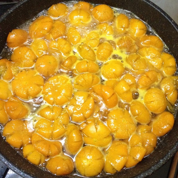 Gia đình - Món ngon Tết Kỷ Hợi 2019: Cách làm ô mai quất đãi khách ngày Tết (Hình 3).