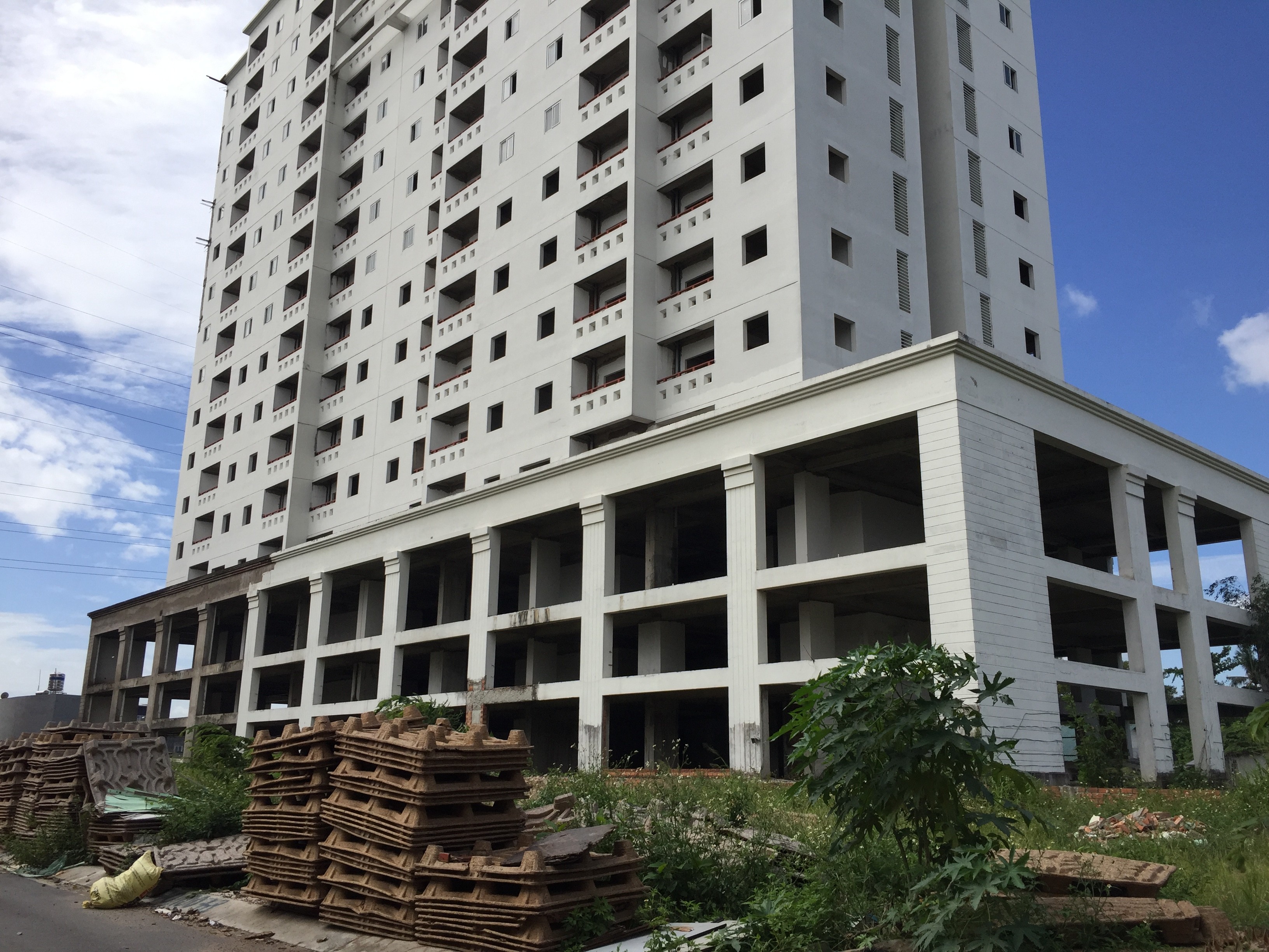 Bất động sản - TP.HCM: Nhức nhối tình trạng chủ đầu tư chung cư lừa đảo (Hình 2).
