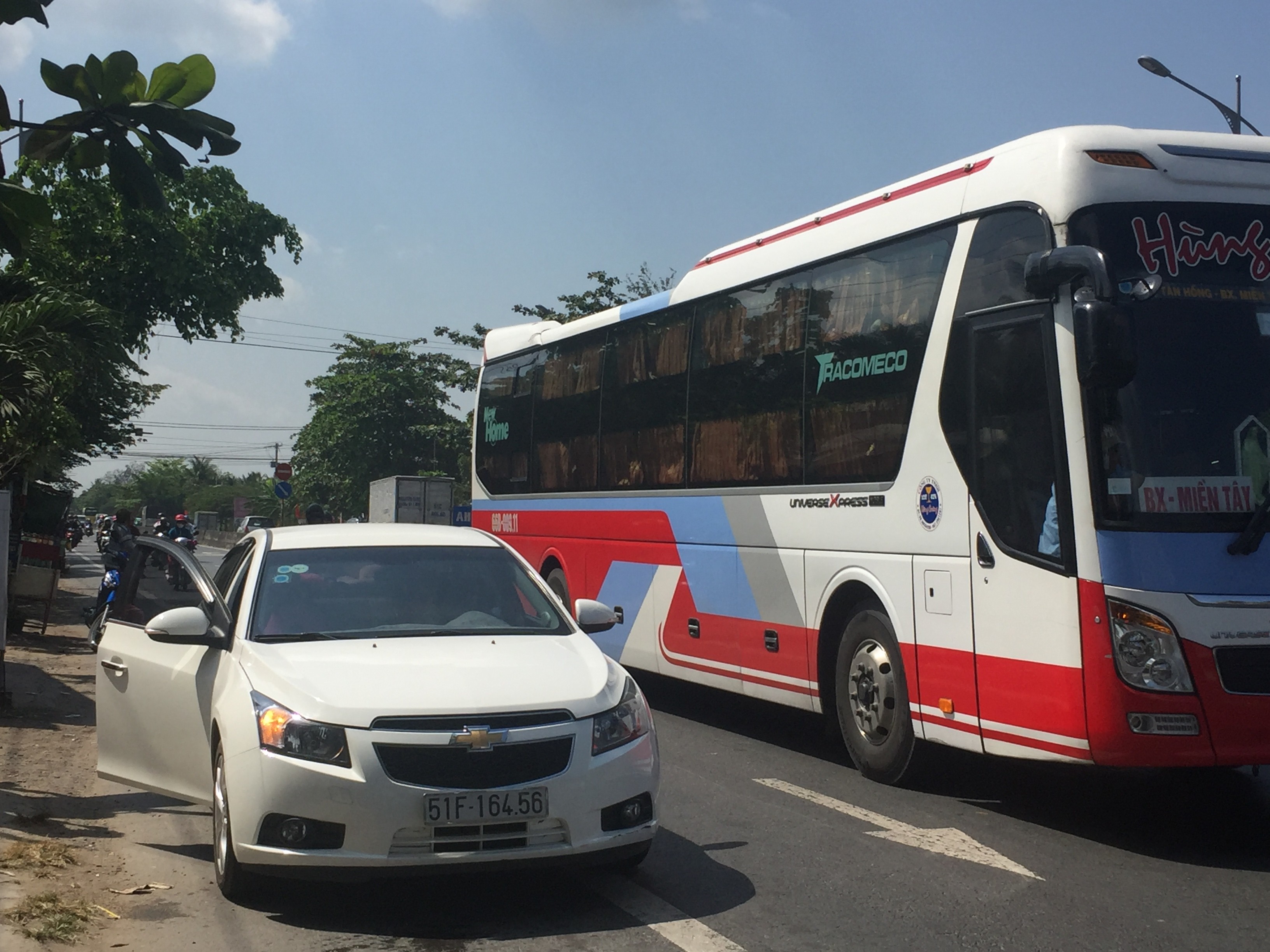 Tin nhanh - Lượng người đổ về TP.HCM đ&atilde; bắt đầu đ&ocirc;ng