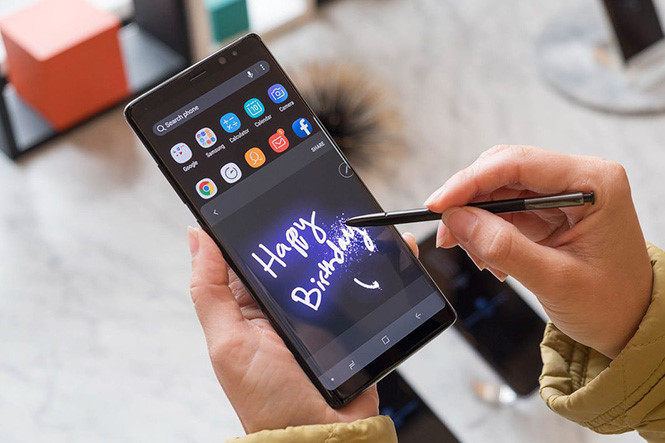 Công nghệ - Samsung Galaxy Note 8 chính thức ra mắt với cấu hình siêu khủng (Hình 3).