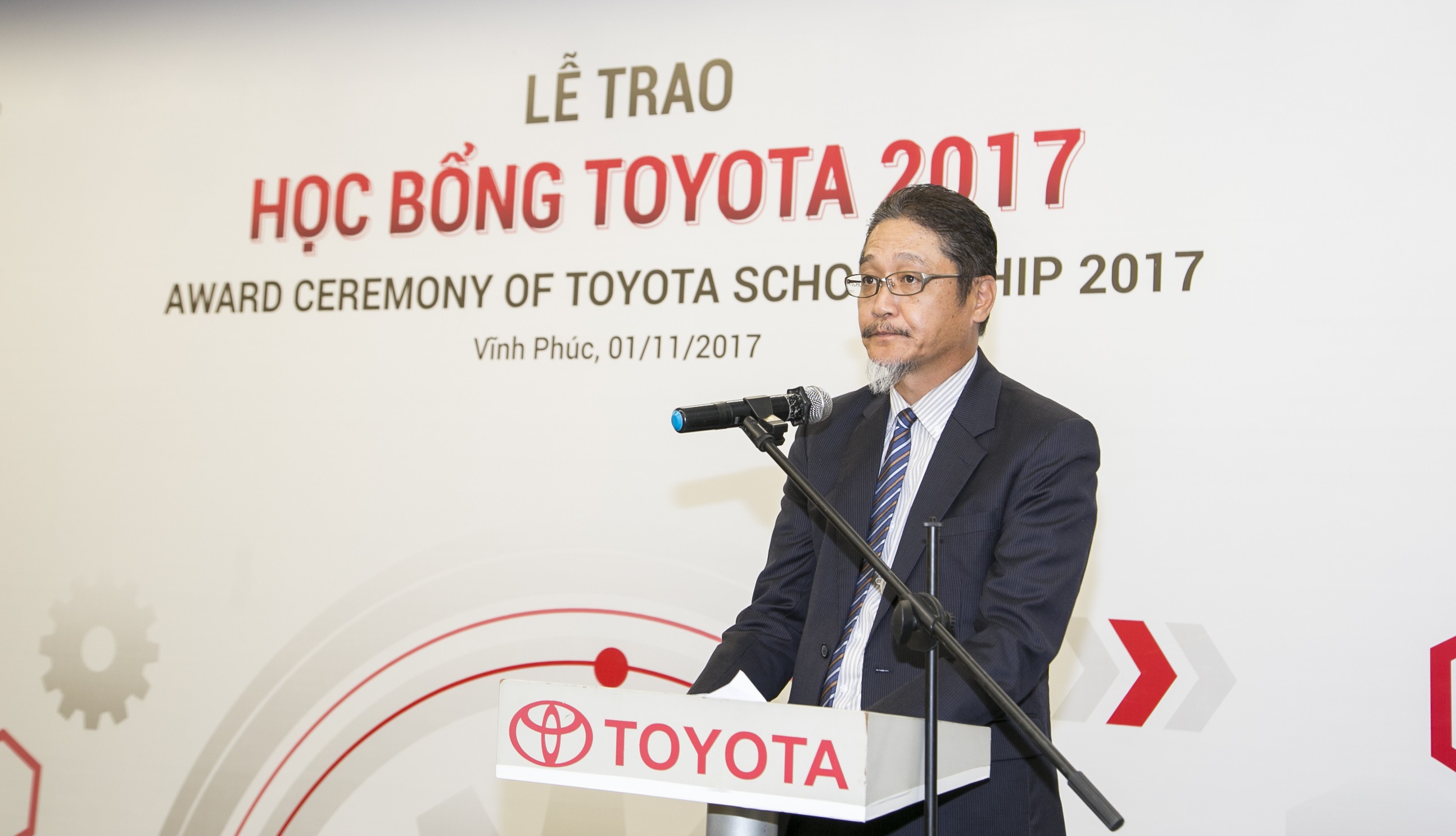 Xe++ - Toyota trao 115 suất học bổng cho sinh viên xuất sắc trong nước