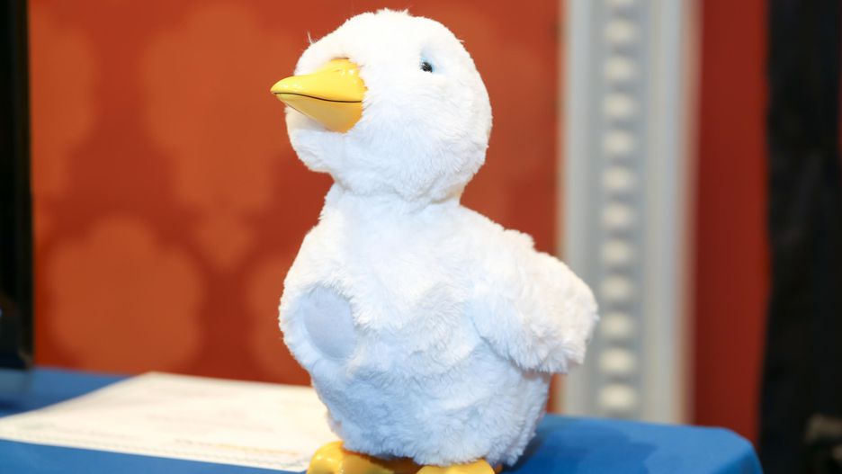 Sản phẩm - Vịt Aflac, chú robot siêu dễ thương hỗ trợ điều trị ung thư cho trẻ nhỏ