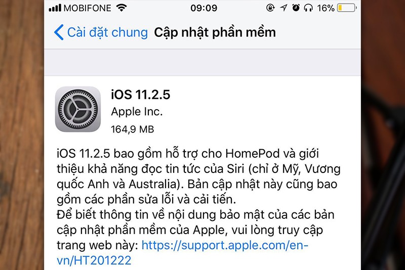 Thủ thuật - Tiện ích - Apple cập nhật hệ điều hành iOS 11.2.5 nhưng 'quên' lựa chọn tắt giảm hiệu năng (Hình 2).