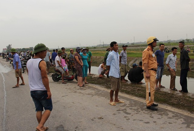 An ninh - Hình sự - Phát hiện người đàn ông tử vong dưới mương sau khi đi ăn tất niên