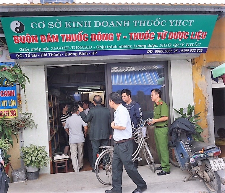 Tin nhanh - Hải Phòng: Đột kích nhà kho chứa 3,5 tấn dược liệu có lẫn cả chuột chết