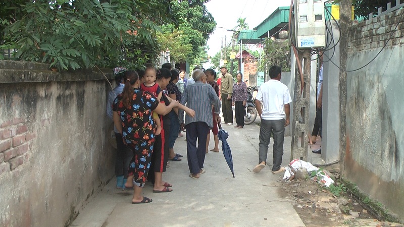 An ninh - Hình sự - Con gái mua xăng tự thiêu cùng mẹ vì mẹ hay chửi hàng xóm