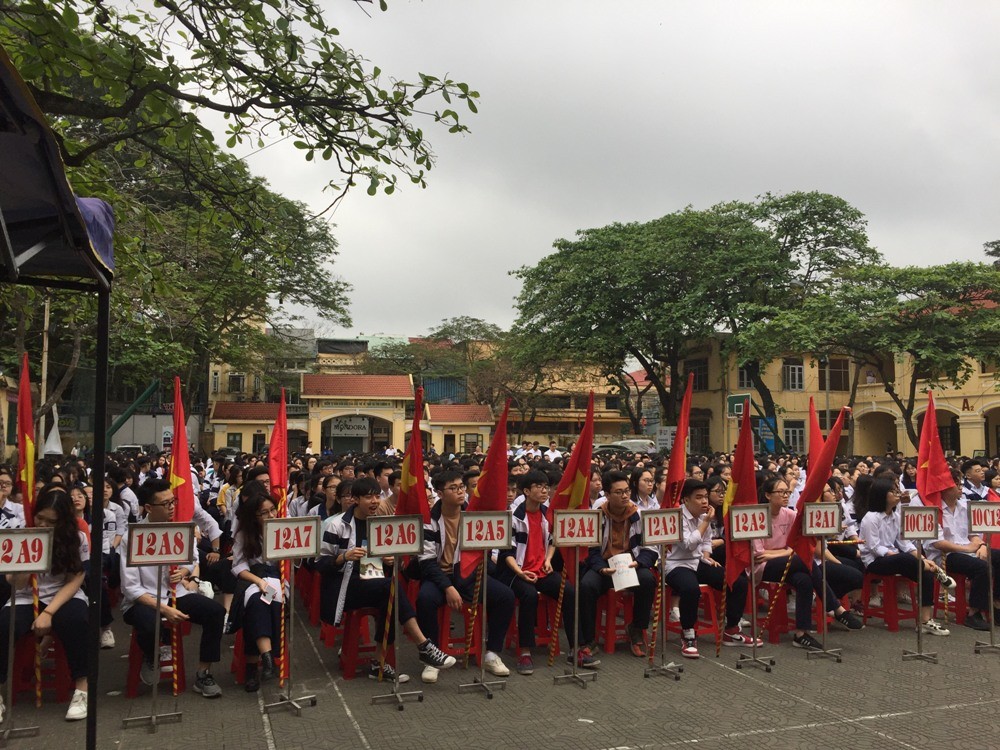 Tin nhanh - Triển lãm tư liệu Hoàng Sa, Trường Sa của Việt Nam tại ngôi trường lâu đời nhất Hải Phòng