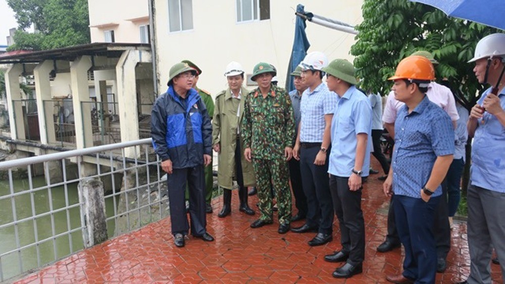 Tin nhanh - Hải Phòng ráo riết triển khai công tác phòng, chống cơn bão số 3