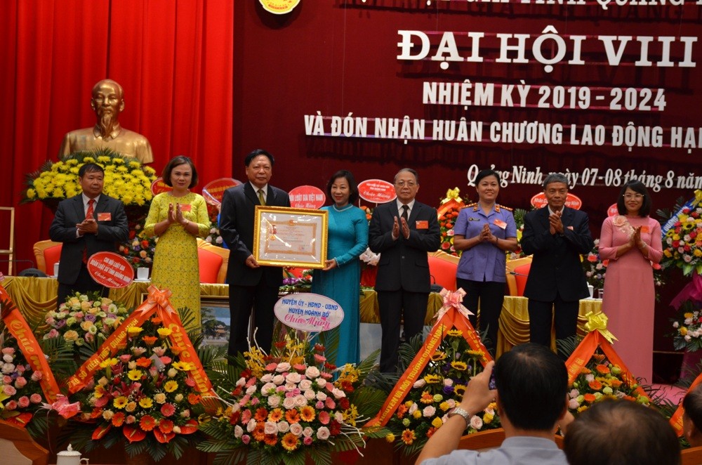 Chính sách - Hội Luật gia tỉnh Quảng Ninh tổ chức đại hội lần thứ VIII, đón nhận Huân chương Lao động hạng Nhất (Hình 5).