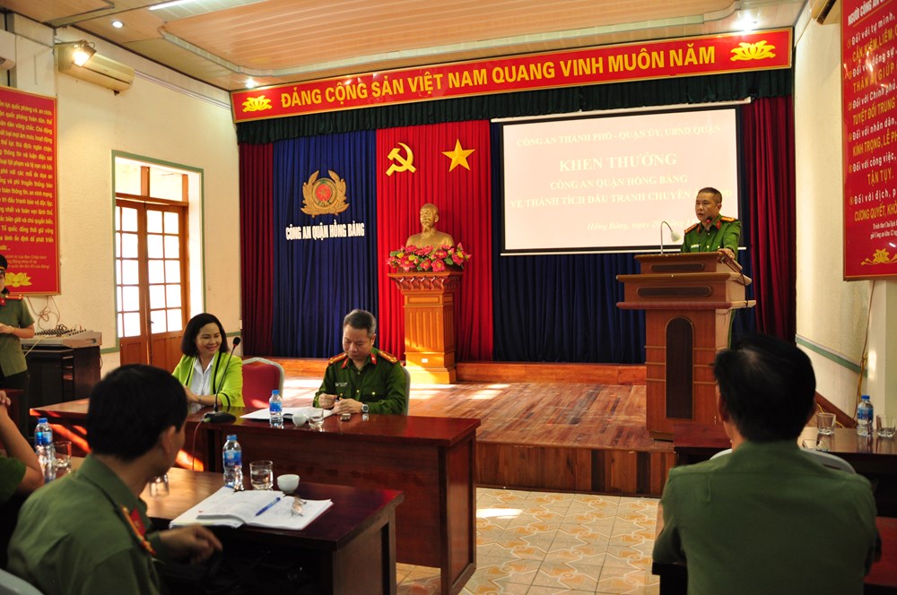 An ninh - Hình sự - Phá đường dây đánh bạc qua mạng dưới hình thức số đề “khủng” tại đất Cảng do nhiều “nữ quái” quản lý, điều hành