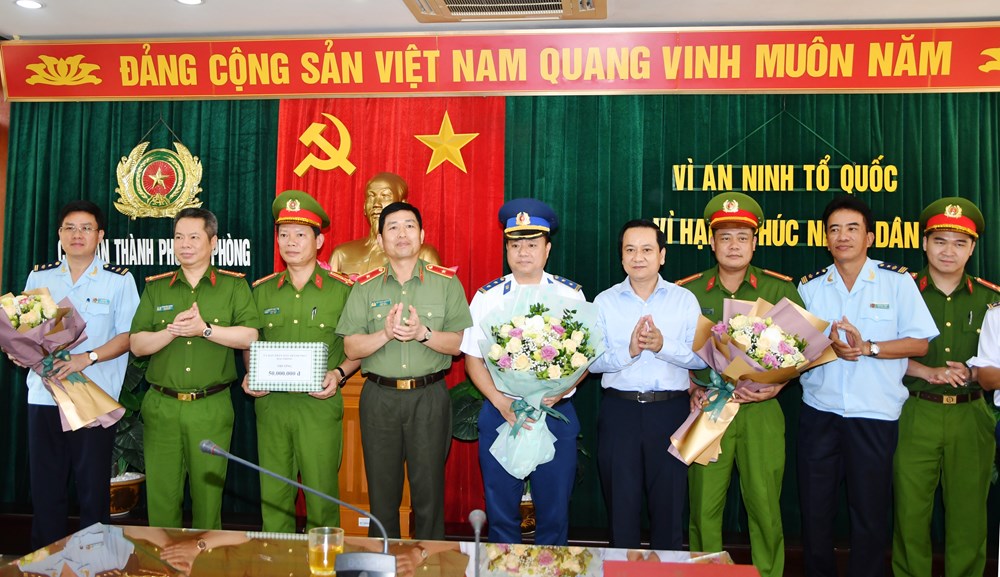 An ninh - Hình sự - Phá chuyên án buôn lậu 600 tấn quặng đồng trị giá 10 tỷ đồng qua cảng Hải Phòng