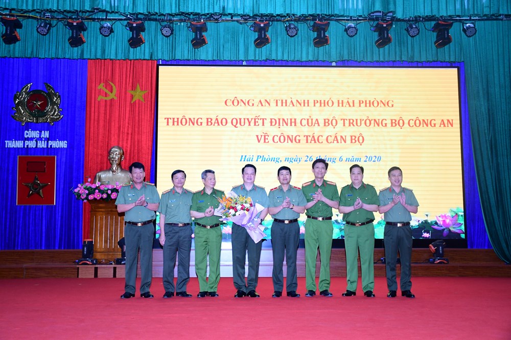 Tin nhanh -  Công an tỉnh Hà Nam có tân Giám đốc (Hình 2).