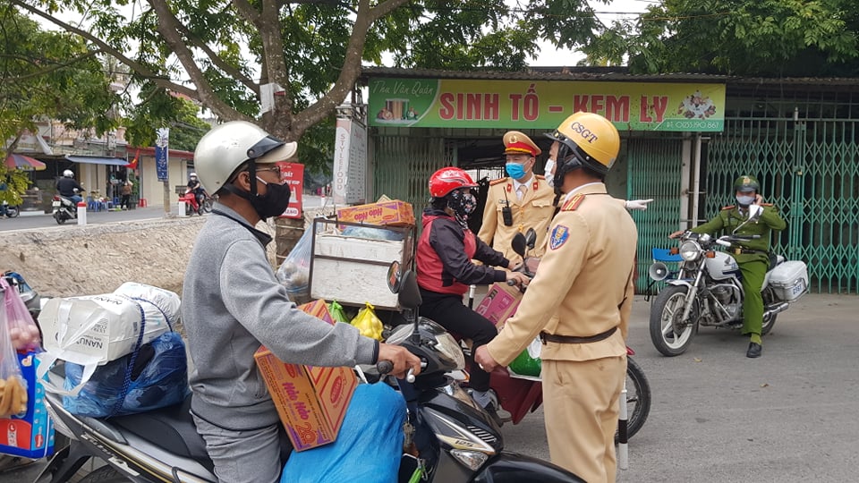 Tin nhanh - Hải Phòng điều tra 2 bệnh nhân trong chùm lây nhiễm Covid-19 (Hình 2).