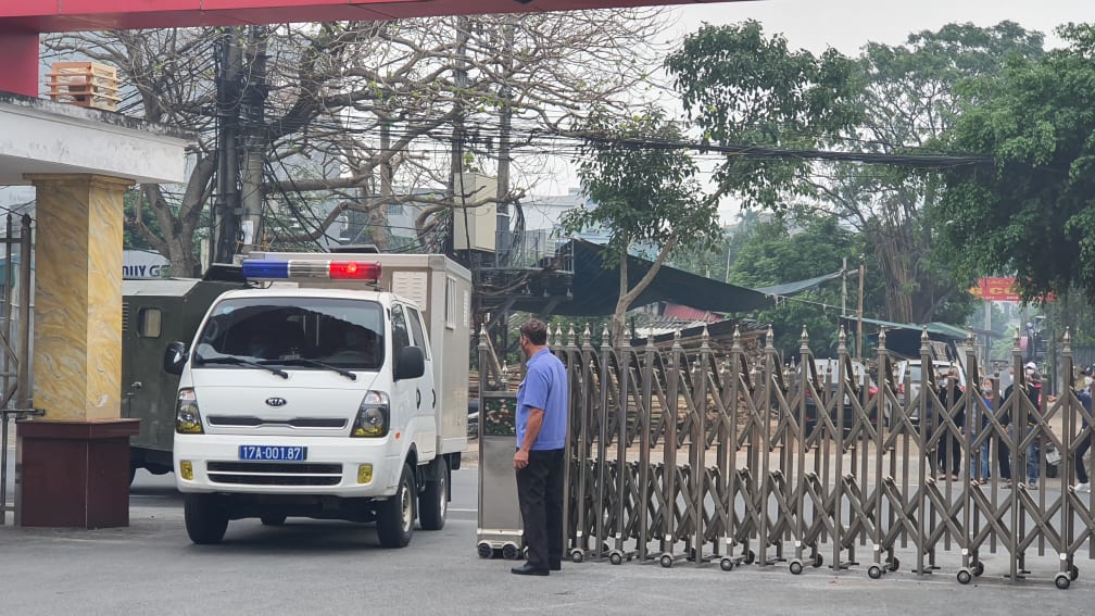 Hồ sơ điều tra - Ngày đầu xử vụ chặn tiền hỏa táng: Con nuôi tố Đường “Nhuệ” bất nhân