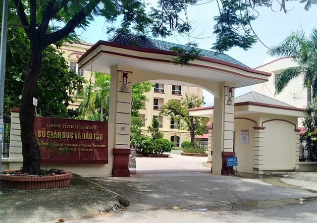 Giáo dục - Hòa Bình: Thêm 15 đảng viên có con được nâng điểm bị kỷ luật bằng hình thức khiển trách