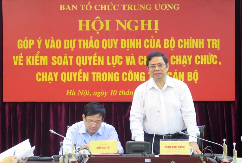 Chính sách - Ban hành Quy định Kiểm soát quyền lực trong công tác cán bộ và chống chạy chức, chạy quyền