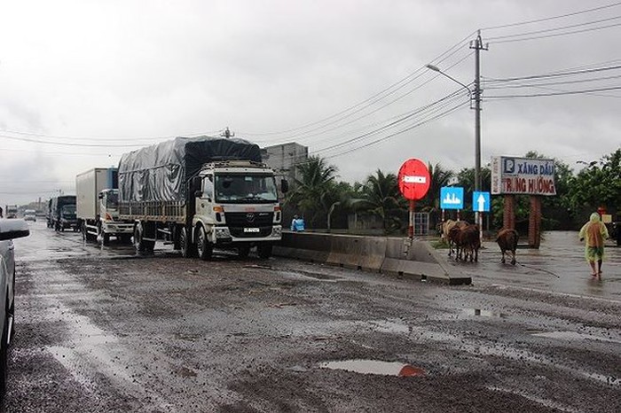 Đầu tư - Thanh tra Chính phủ chỉ ra hàng loạt sai phạm ở quốc lộ đầy 'ổ gà, ổ voi'