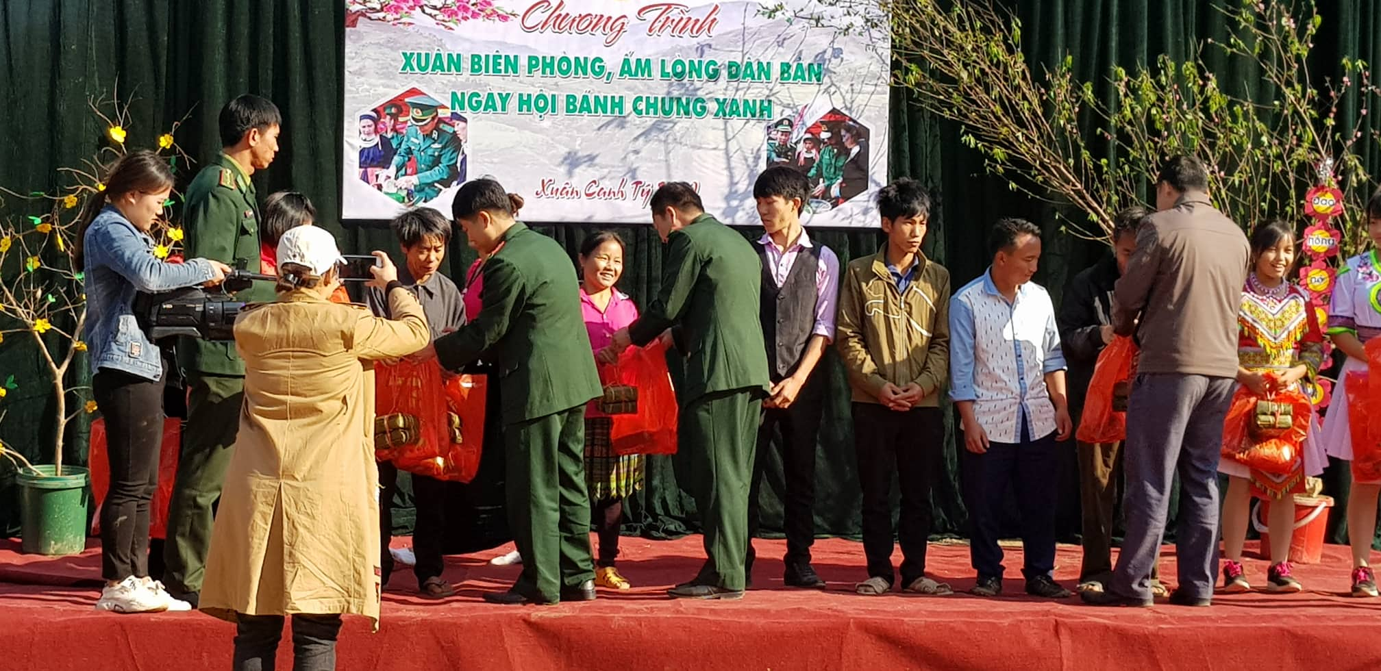 Tin nhanh - Xuân biên phòng ấm lòng dân bản (Hình 9).